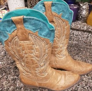Vintage cowboy boots